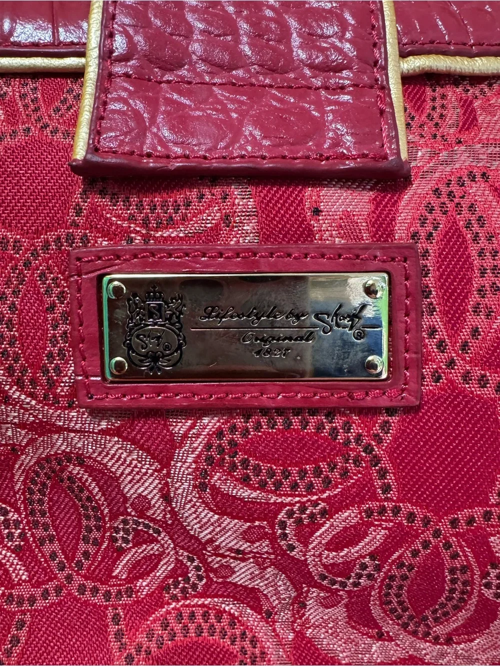 Sharif Ref Tote Bag with Gold Chain Handles